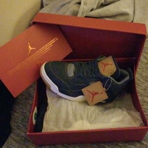 Blue denim Levi x Air Jordan retro 4's